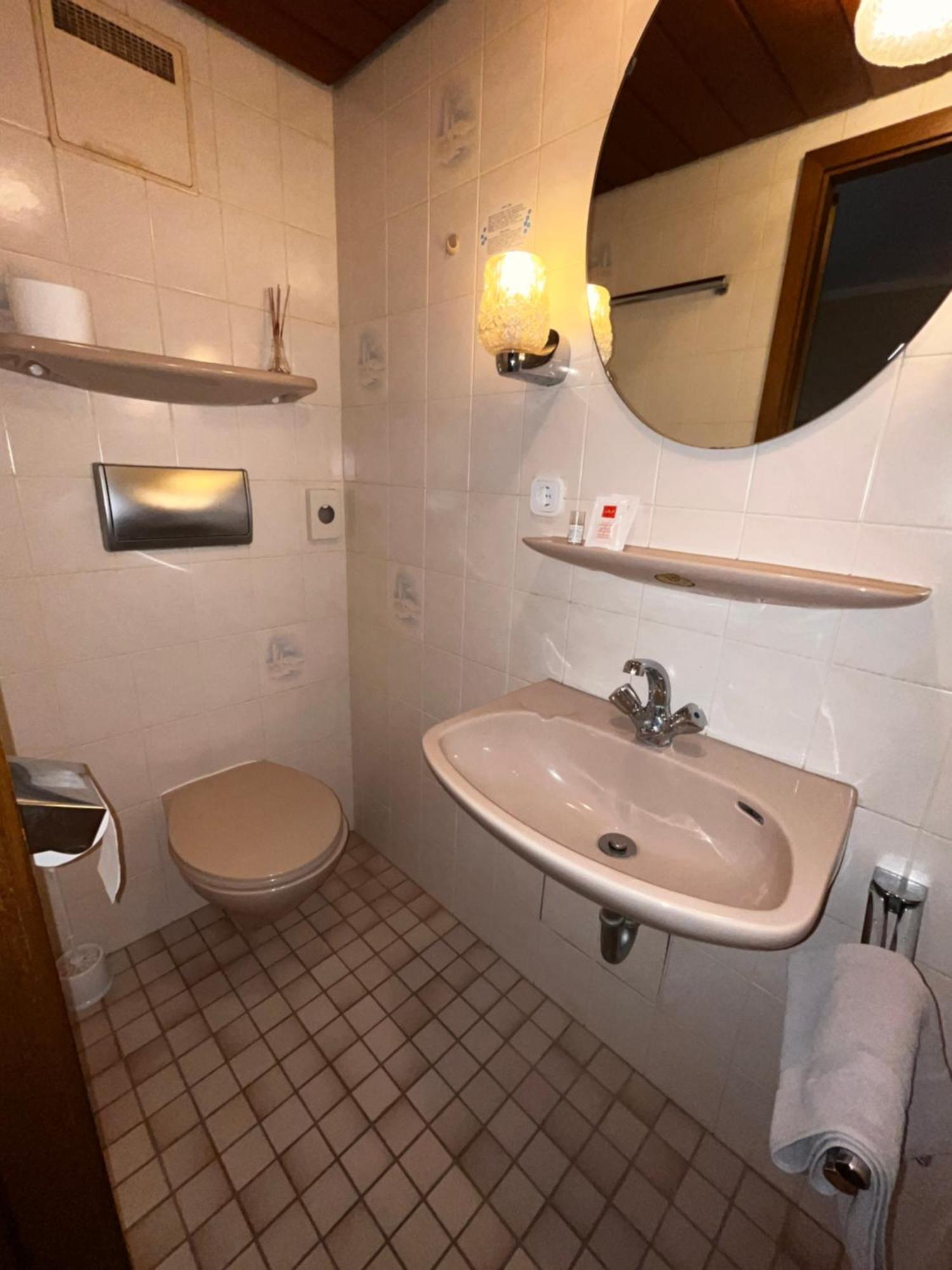 Hotel Zur Post Limburg Bad Camberg Hunfelden Εξωτερικό φωτογραφία